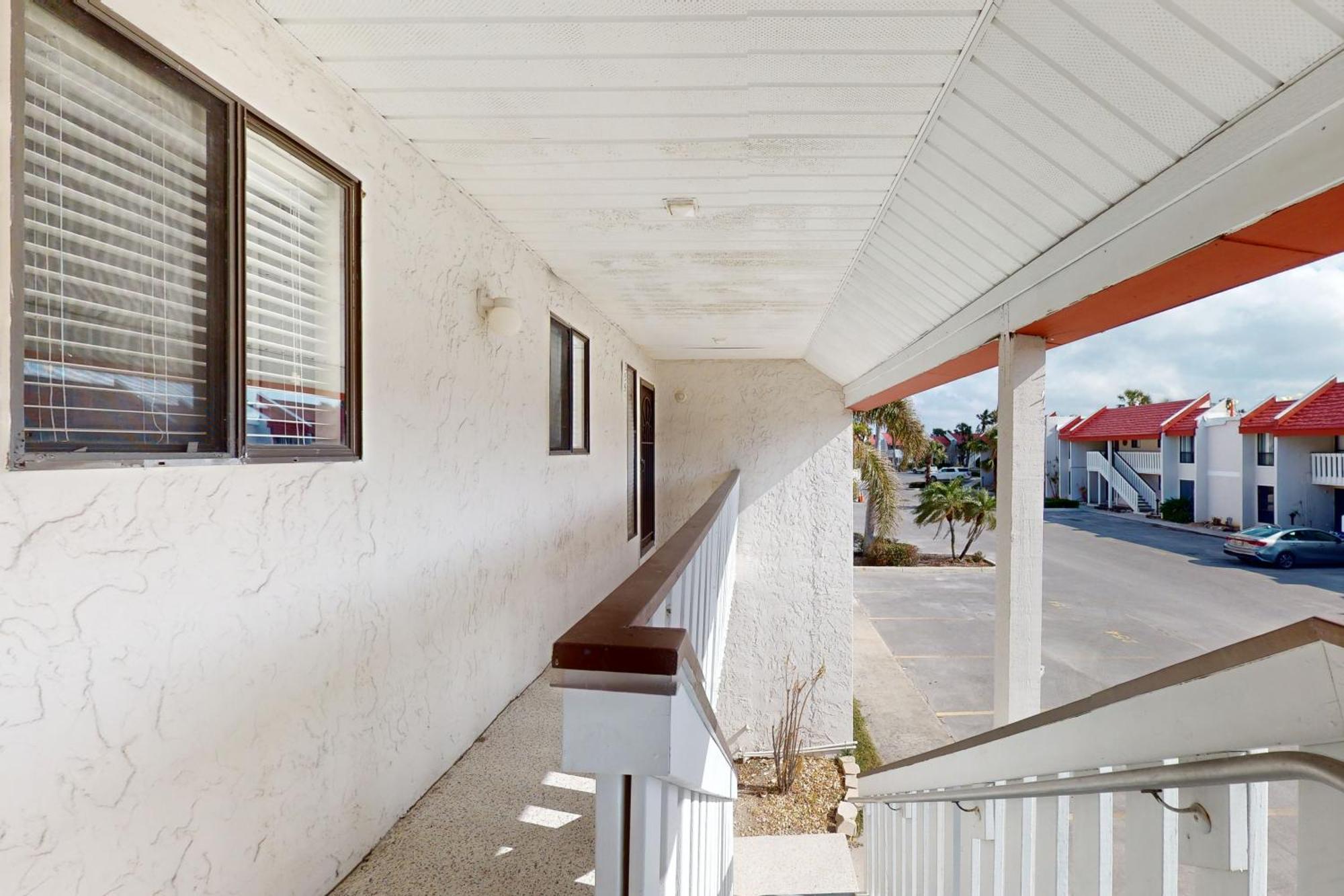 Runaway Bay Condos Bradenton Beach Exterior foto